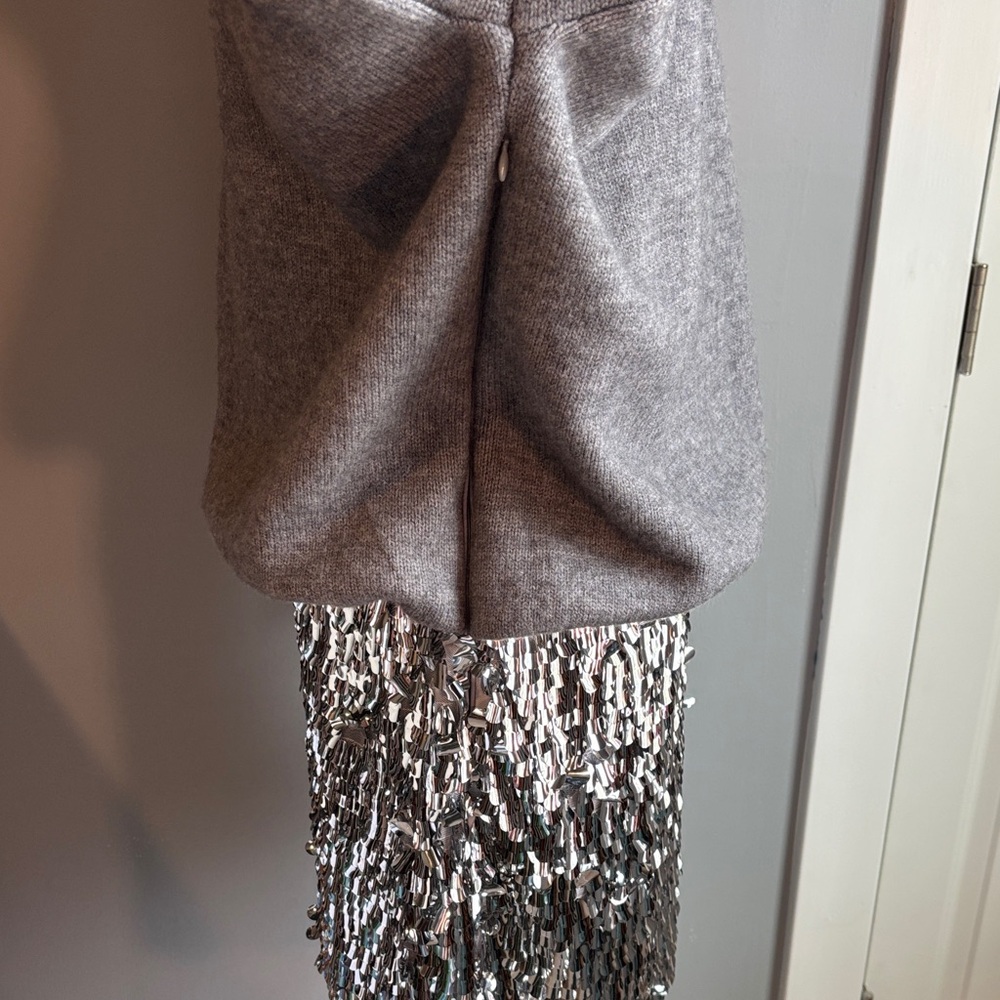 Chic Silver Sequin Mini Skirt Sweater Dress - Picture 4 of 8
